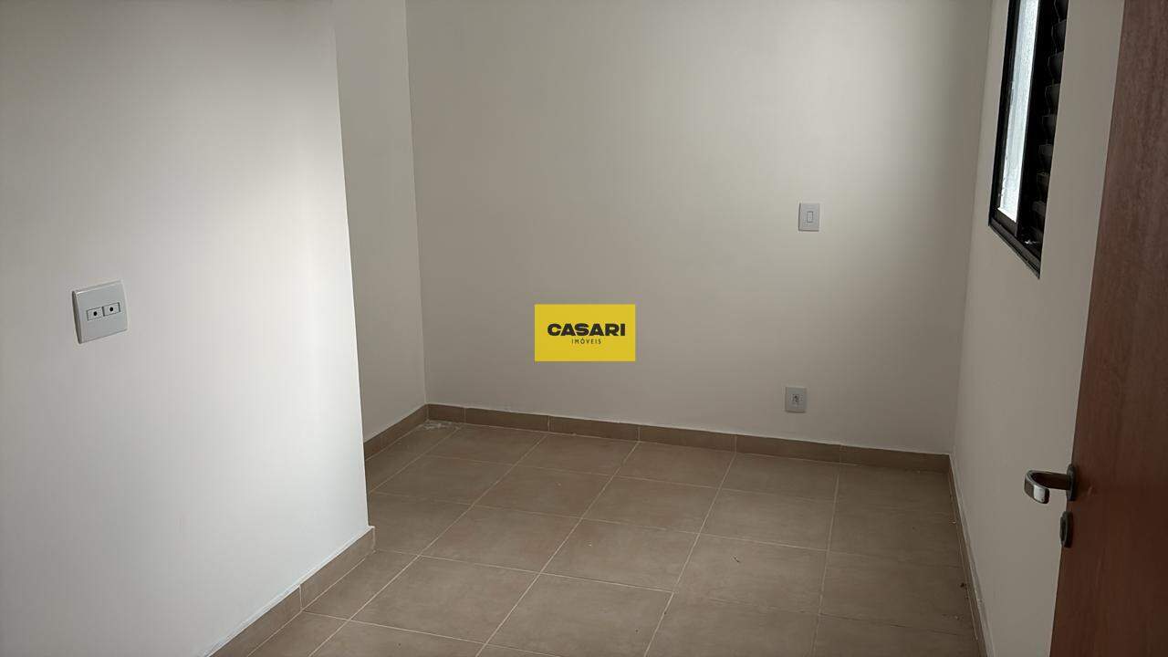 Apartamento para à venda no bairro Baeta Neves, São Bernardo do Campo - Casari Imóveis: 