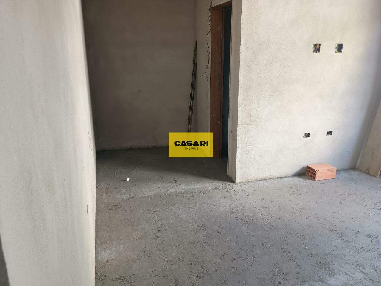 Sobrado para à venda no bairro Nova Petrópolis, São Bernardo do Campo - Casari Imóveis: 