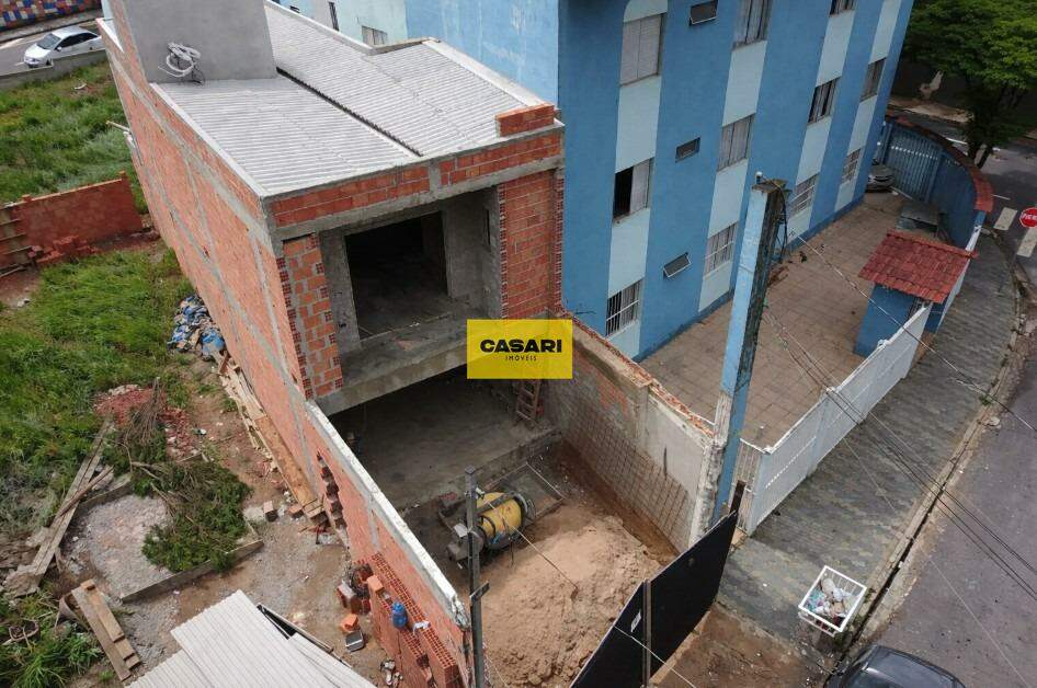 Sobrado para à venda no bairro Nova Petrópolis, São Bernardo do Campo - Casari Imóveis: 