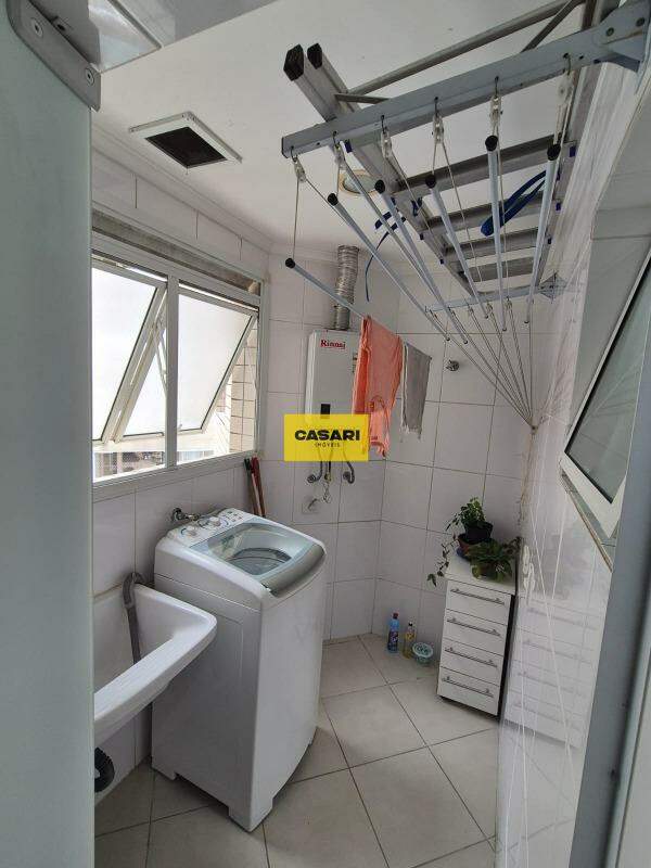Apartamento para à venda no bairro Baeta Neves, São Bernardo do Campo - Casari Imóveis: 