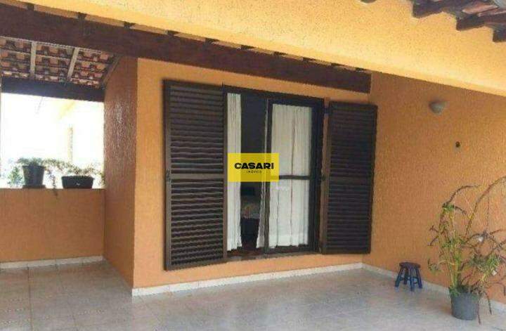 Sobrado para à venda no bairro Baeta Neves, São Bernardo do Campo - Casari Imóveis: 