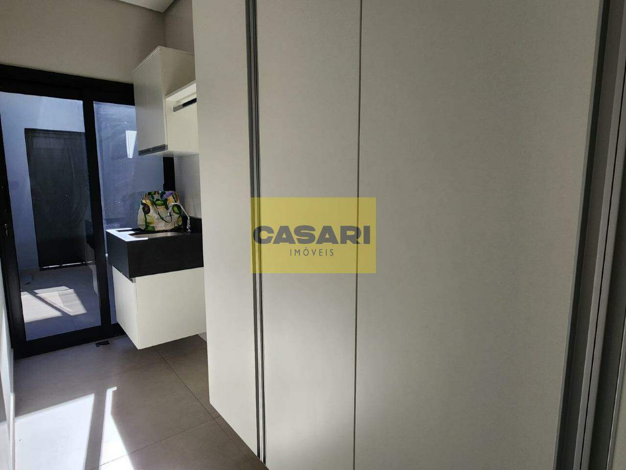 Casa para à venda no bairro Portal das Estrelas III, São Bernardo do Campo - Casari Imóveis: 