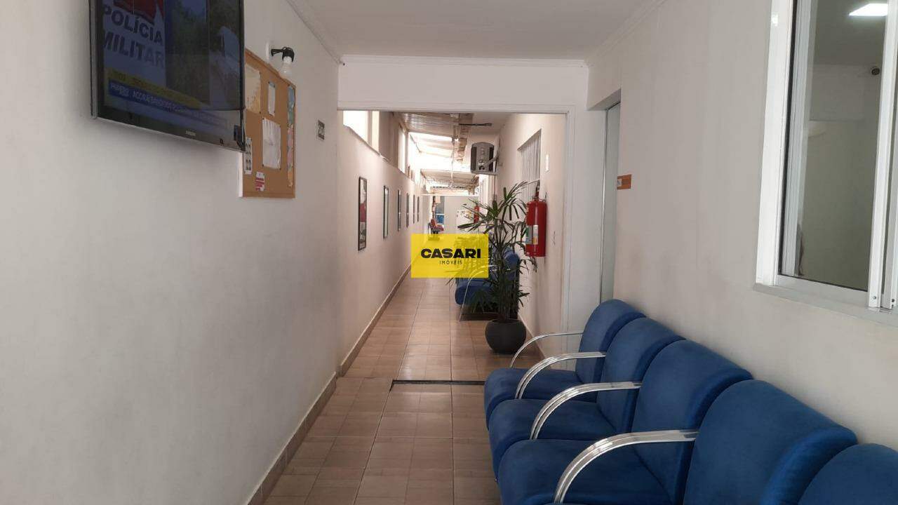 Casa para para aluguel no bairro Rudge Ramos, São Bernardo do Campo - Casari Imóveis: 