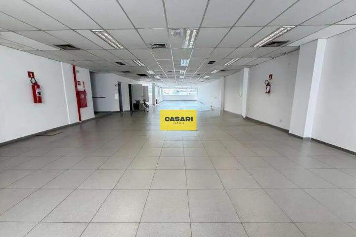 Prédio para para aluguel no bairro Rudge Ramos, São Bernardo do Campo - Casari Imóveis: 