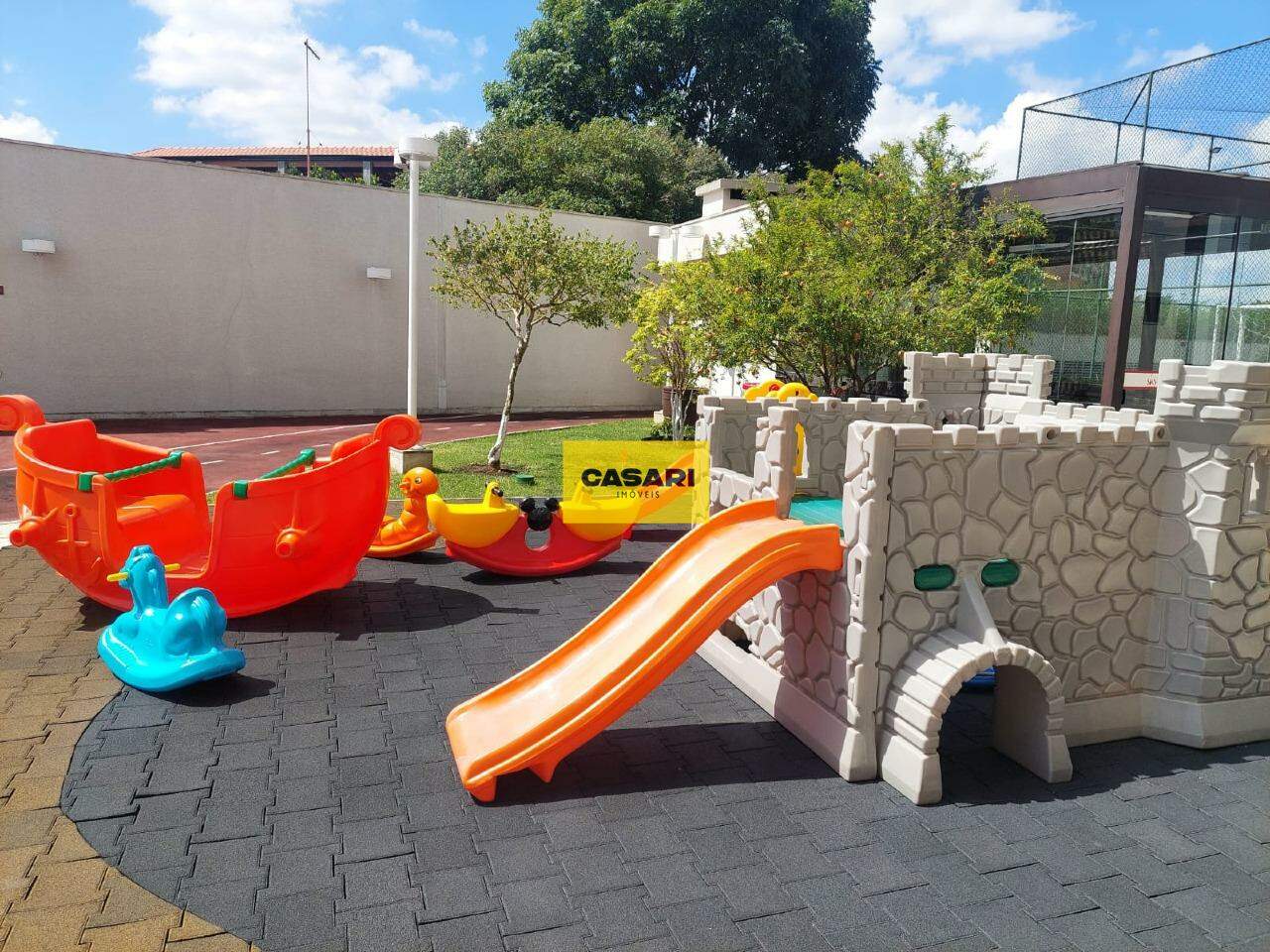 Apartamento para à venda no bairro Vila Scarpelli, Santo André - Casari Imóveis: 