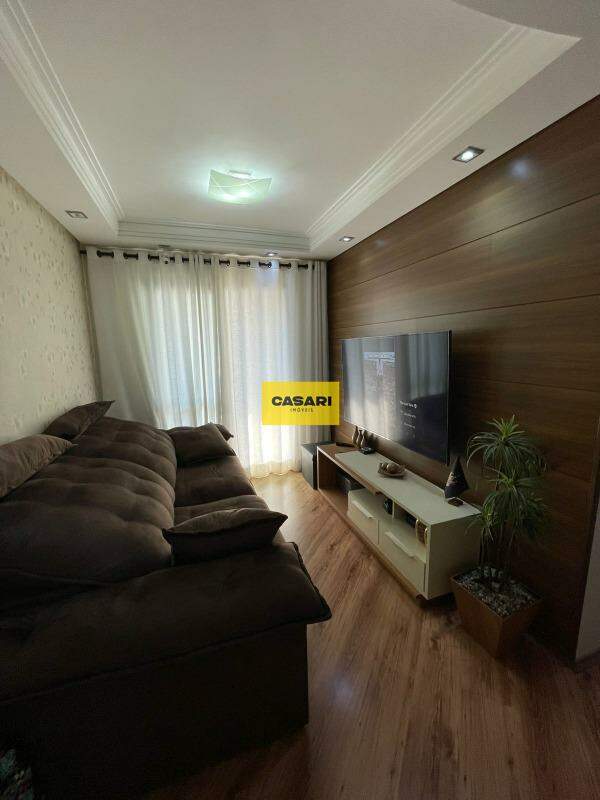 Apartamento para à venda no bairro Baeta Neves, São Bernardo do Campo - Casari Imóveis: 