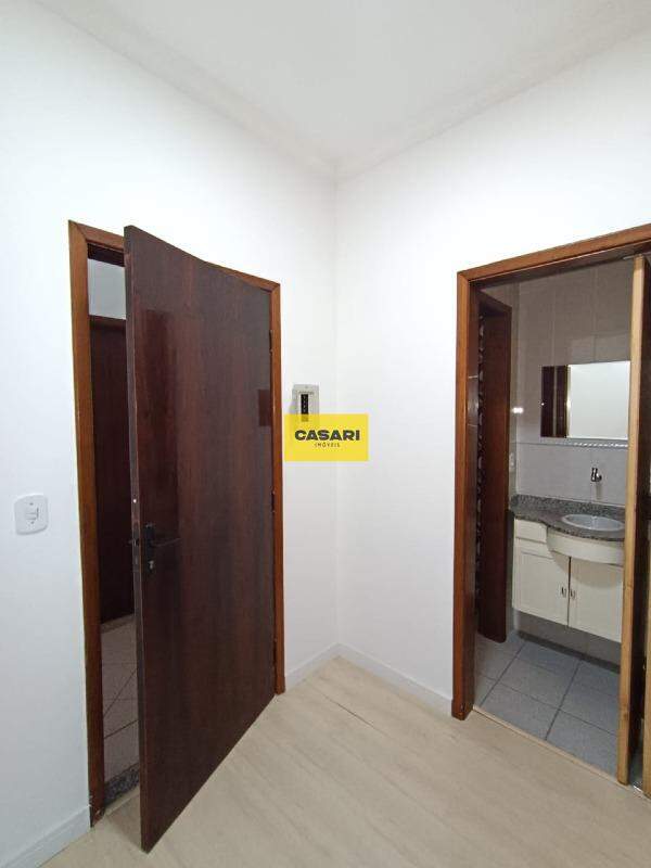 Sala para para aluguel no bairro Vila Assunção, Santo André - Casari Imóveis: 
