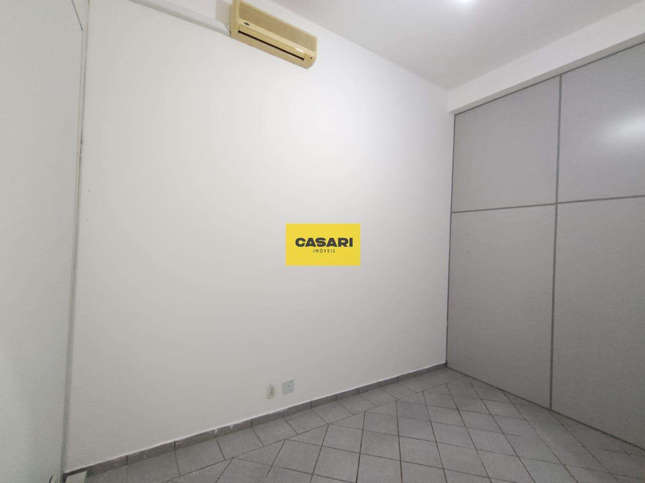 Sala para à venda no bairro Vila Assunção, Santo André - Casari Imóveis: 
