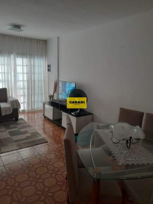 Casa para à venda no bairro Baeta Neves, São Bernardo do Campo - Casari Imóveis: 