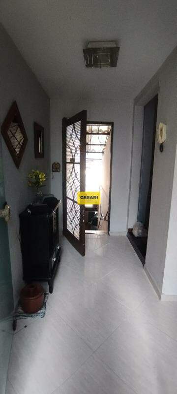 Casa para à venda no bairro Santa Terezinha, São Bernardo do Campo - Casari Imóveis: 
