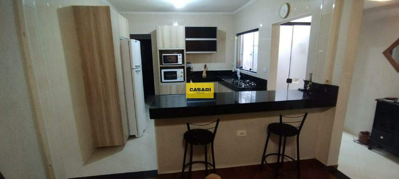 Casa para à venda no bairro Santa Terezinha, São Bernardo do Campo - Casari Imóveis: 