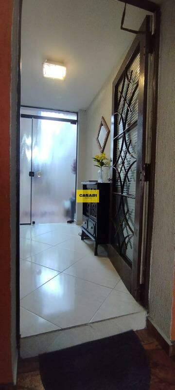 Casa para à venda no bairro Santa Terezinha, São Bernardo do Campo - Casari Imóveis: 