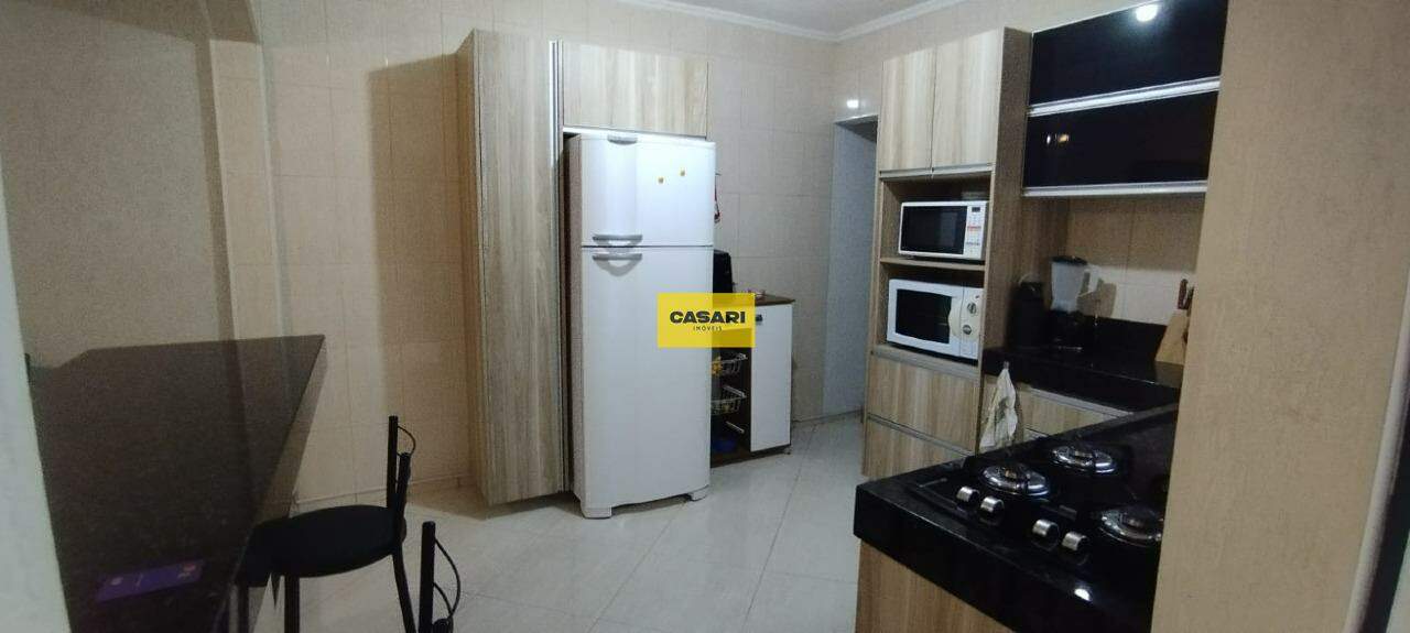 Casa para à venda no bairro Santa Terezinha, São Bernardo do Campo - Casari Imóveis: 