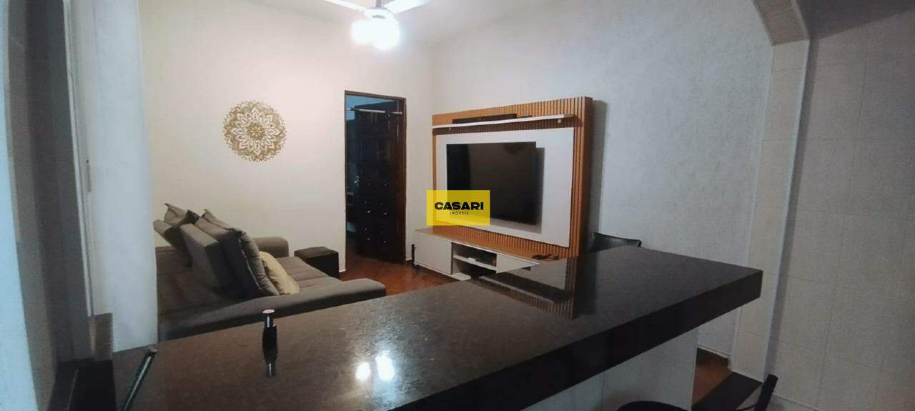 Casa para à venda no bairro Santa Terezinha, São Bernardo do Campo - Casari Imóveis: 