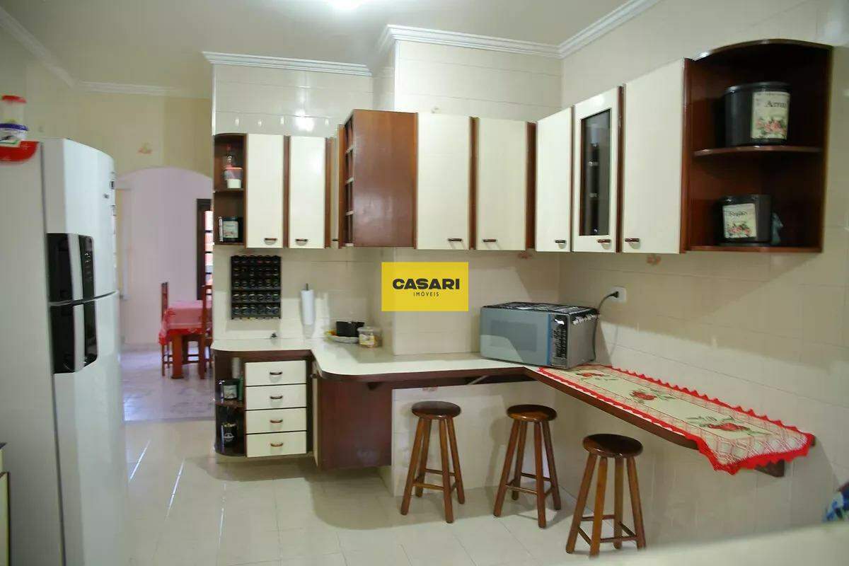 Sobrado para à venda no bairro Dos Casa, São Bernardo do Campo - Casari Imóveis: 