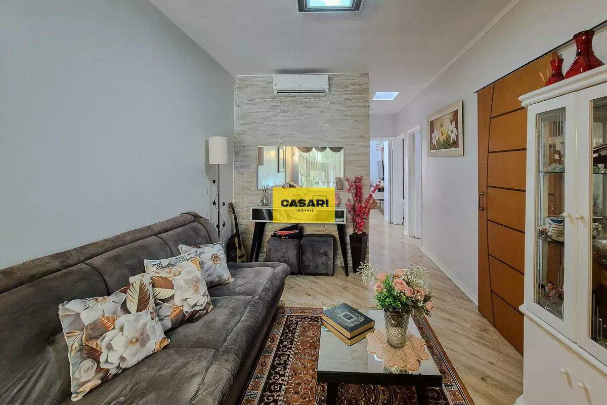 Casa para à venda no bairro Anchieta, São Bernardo do Campo - Casari Imóveis: 