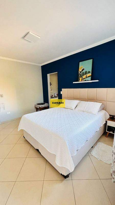 Casa Assobradada para à venda no bairro Ferrazópolis, São Bernardo do Campo - Casari Imóveis: 