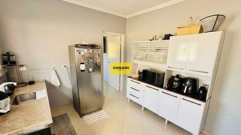 Casa Assobradada para à venda no bairro Ferrazópolis, São Bernardo do Campo - Casari Imóveis: 