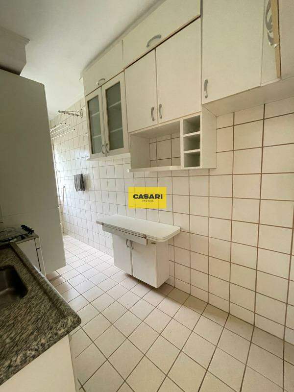 Apartamento para para aluguel no bairro Santa Terezinha, São Bernardo do Campo - Casari Imóveis: 