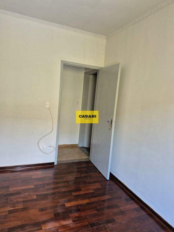 Casa para à venda no bairro Batistini, São Bernardo do Campo - Casari Imóveis: 
