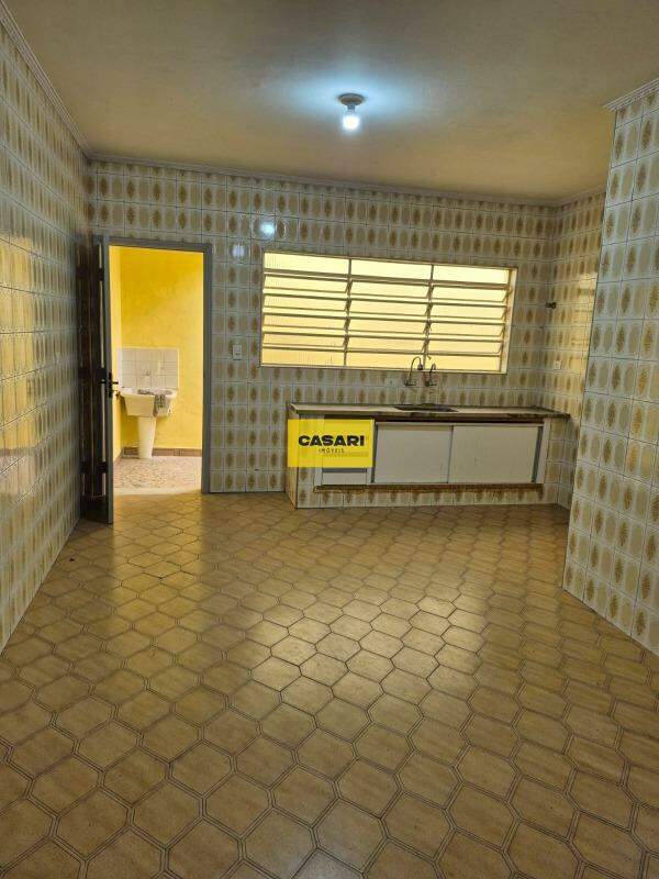 Casa para à venda no bairro Batistini, São Bernardo do Campo - Casari Imóveis: 