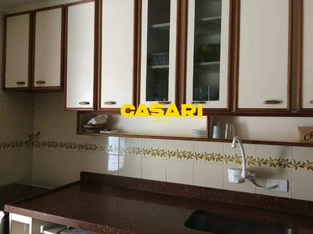 Casa para para aluguel no bairro Jardim do Mar, São Bernardo do Campo - Casari Imóveis: 