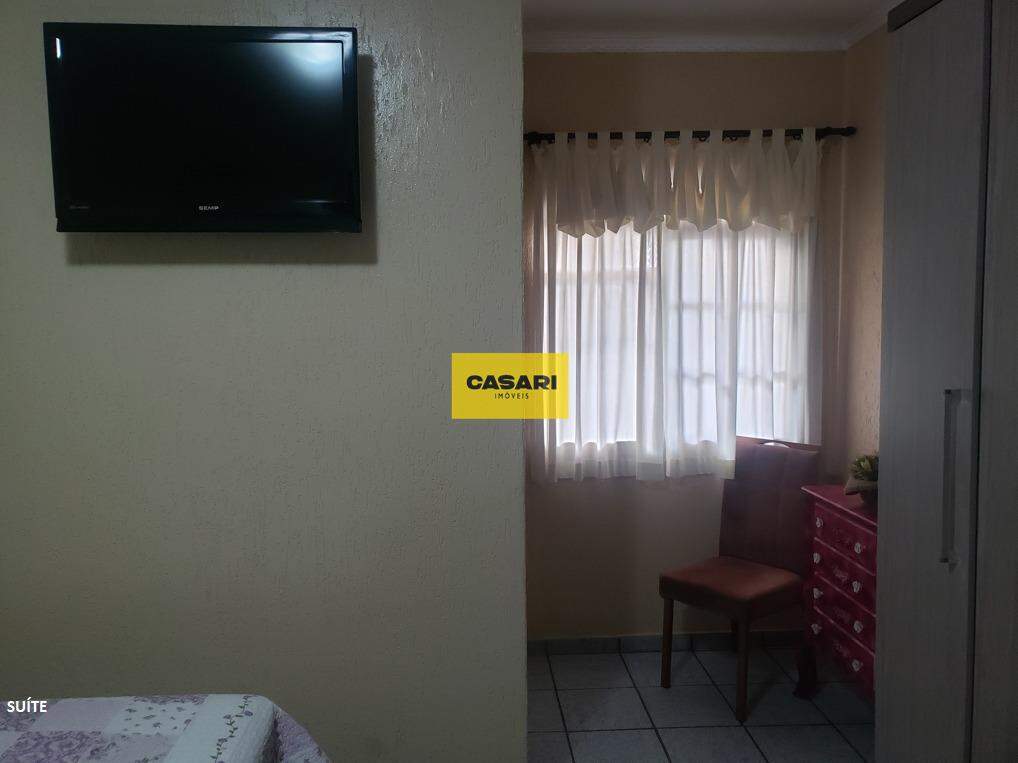 Sobrado para à venda no bairro Alves Dias, São Bernardo do Campo - Casari Imóveis: 