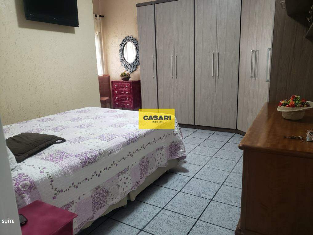 Sobrado para à venda no bairro Alves Dias, São Bernardo do Campo - Casari Imóveis: 