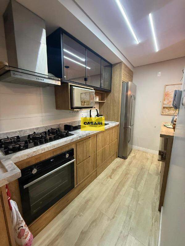 Apartamento para à venda no bairro Vila Gilda, Santo André - Casari Imóveis: 
