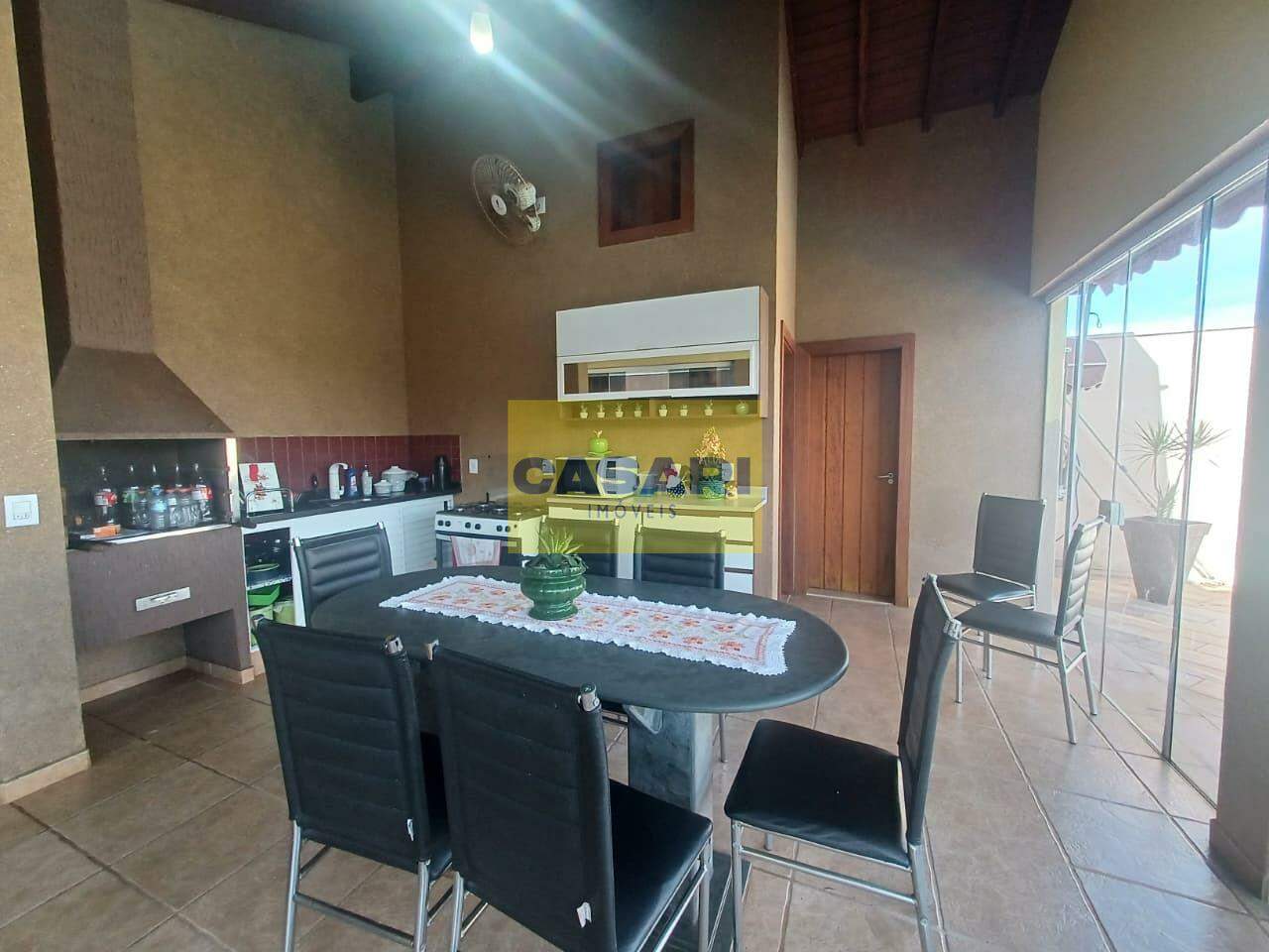 Casa para à venda no bairro Flora Ville, Boituva - Casari Imóveis: 
