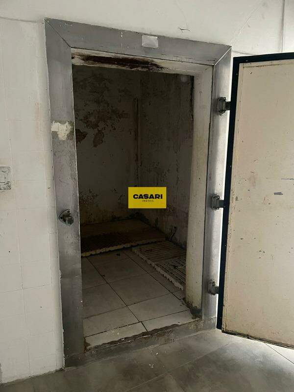 Salão para para aluguel no bairro Santa Maria , São Bernardo do Campo - Casari Imóveis: 