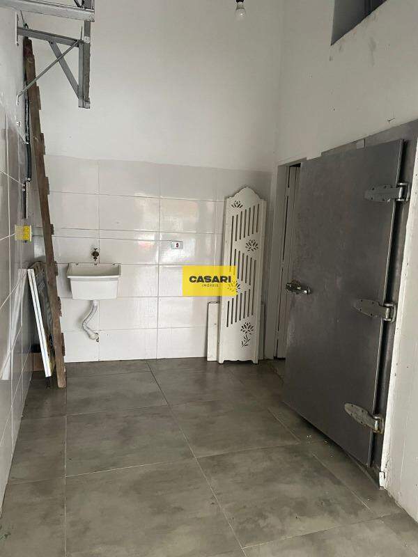 Salão para para aluguel no bairro Santa Maria , São Bernardo do Campo - Casari Imóveis: 