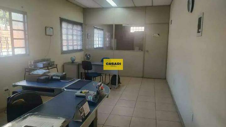Sobrado para para aluguel no bairro Assunção, São Bernardo do Campo - Casari Imóveis: 