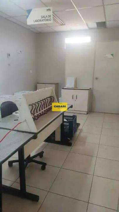 Sobrado para para aluguel no bairro Assunção, São Bernardo do Campo - Casari Imóveis: 