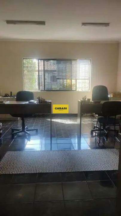 Sobrado para para aluguel no bairro Assunção, São Bernardo do Campo - Casari Imóveis: 