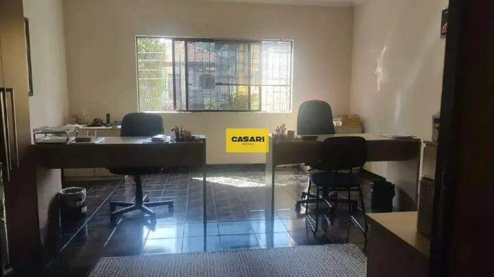 Sobrado para para aluguel no bairro Assunção, São Bernardo do Campo - Casari Imóveis: 
