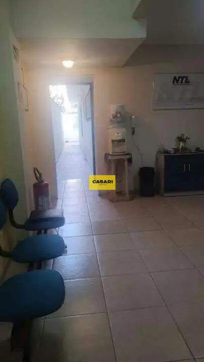 Sobrado para para aluguel no bairro Assunção, São Bernardo do Campo - Casari Imóveis: 