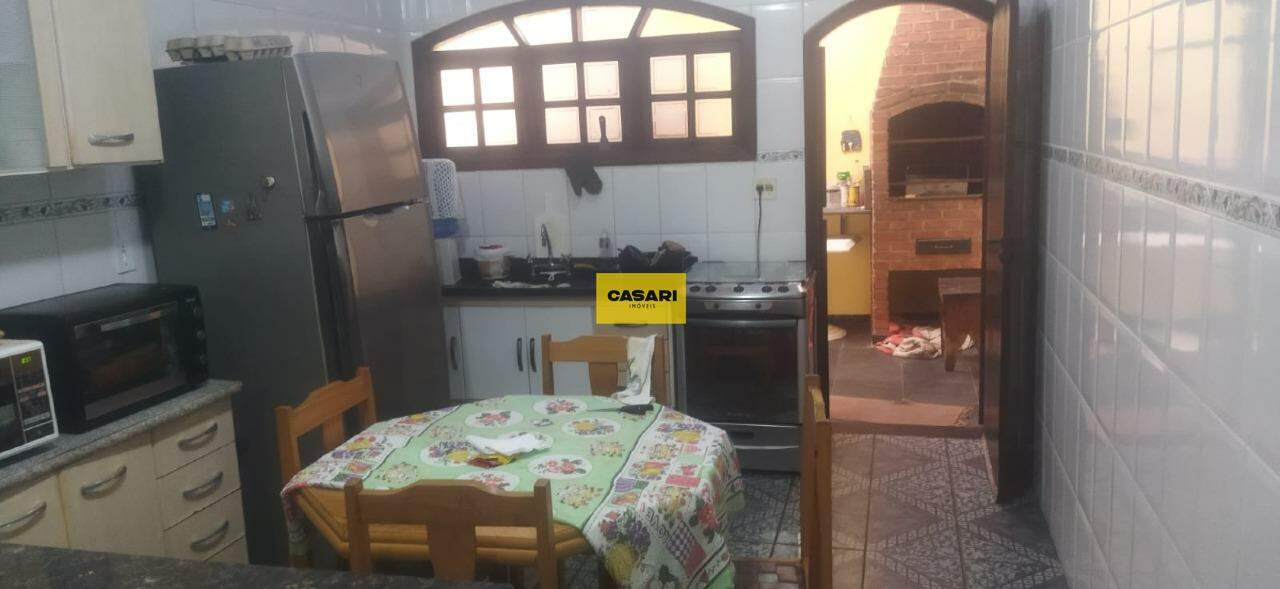 Sobrado para à venda no bairro Vila Humaitá, Santo André - Casari Imóveis: 