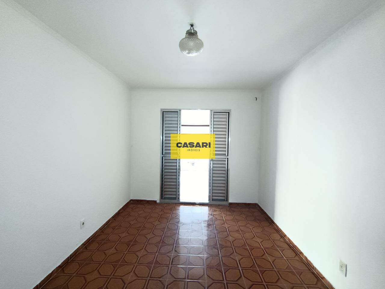 Sobrado para para aluguel no bairro Vila Palmares, São Bernardo do Campo - Casari Imóveis: 