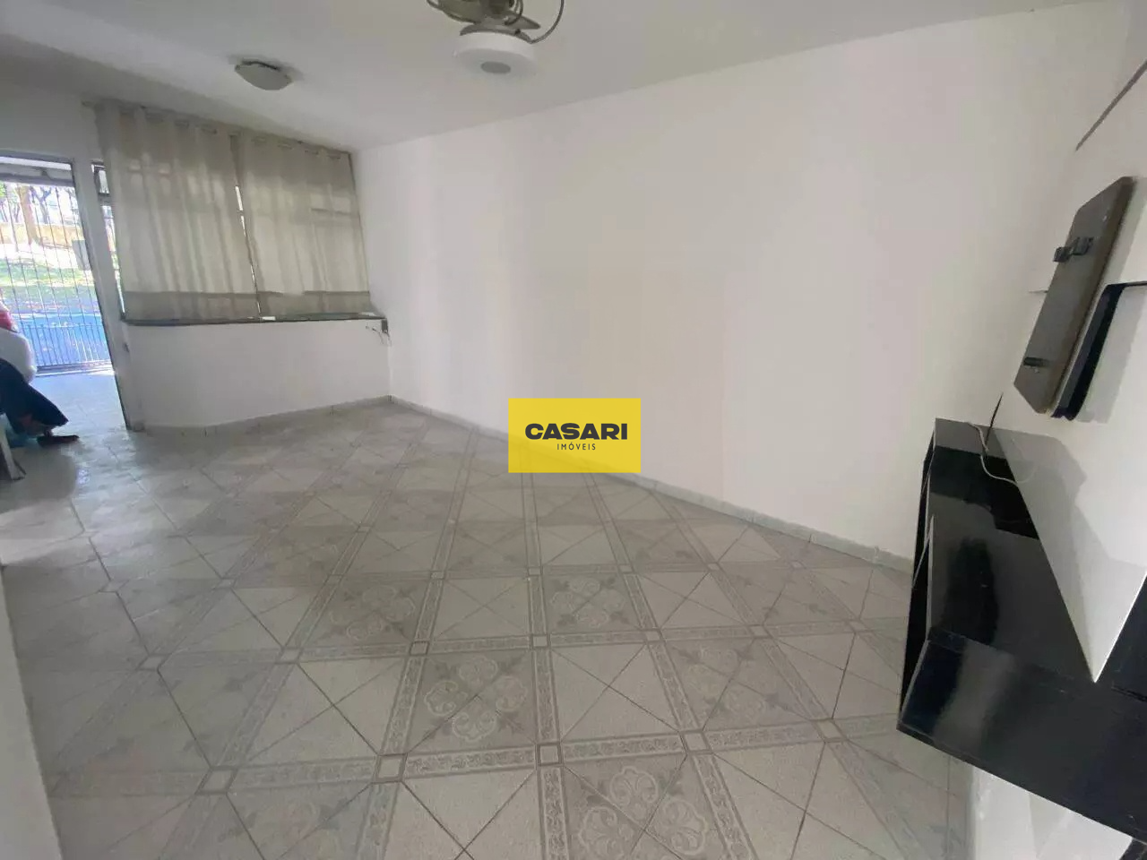 Casa para para aluguel no bairro Jordanópolis, São Bernardo do Campo - Casari Imóveis: 