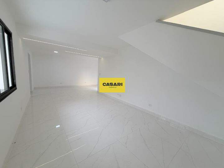 Sobrado para à venda no bairro Campestre, Santo André - Casari Imóveis: 