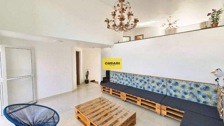 Sobrado para à venda no bairro Independência, São Bernardo do Campo - Casari Imóveis: 