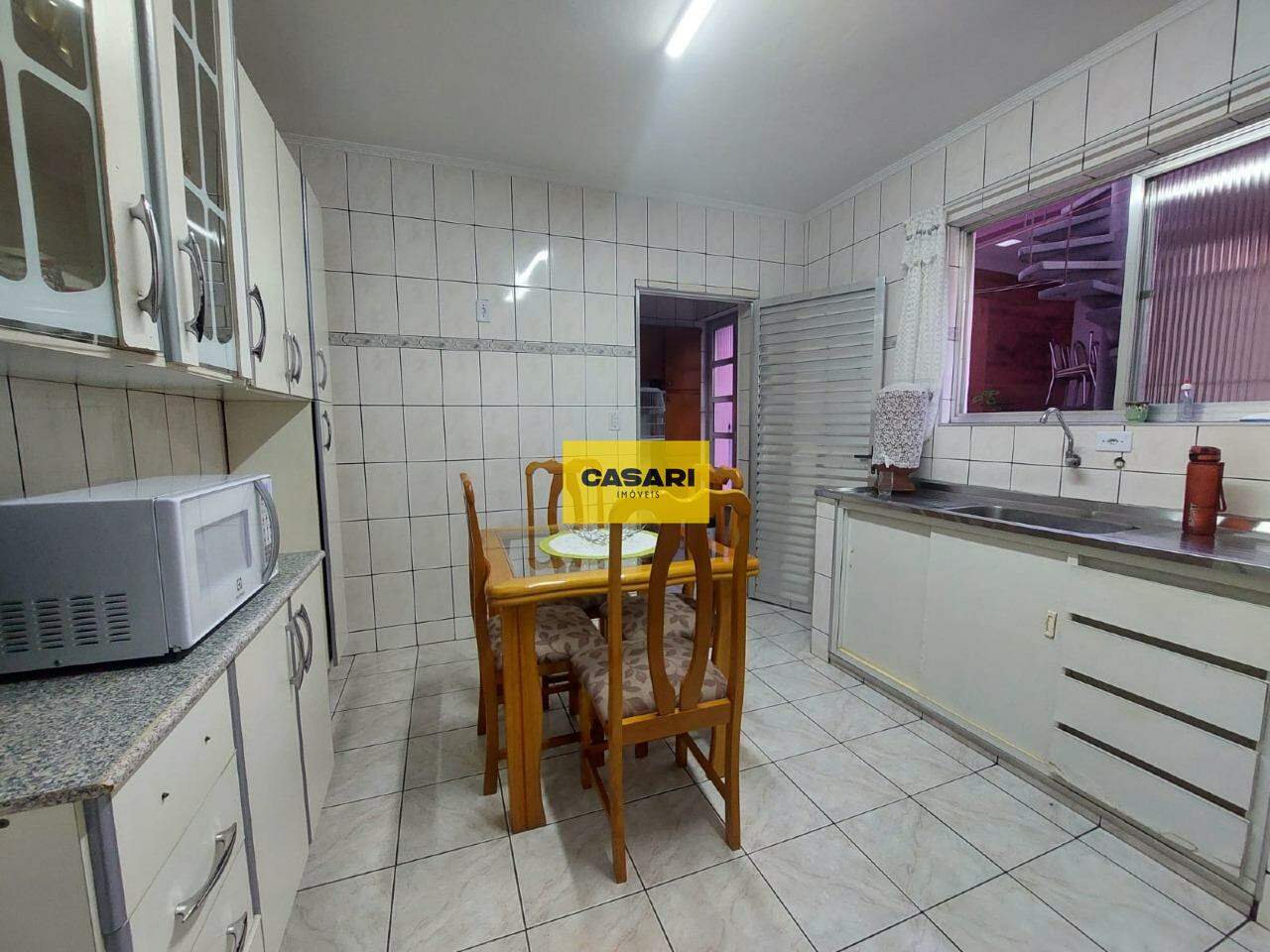 Casa para à venda no bairro Santa Terezinha, São Bernardo do Campo - Casari Imóveis: 