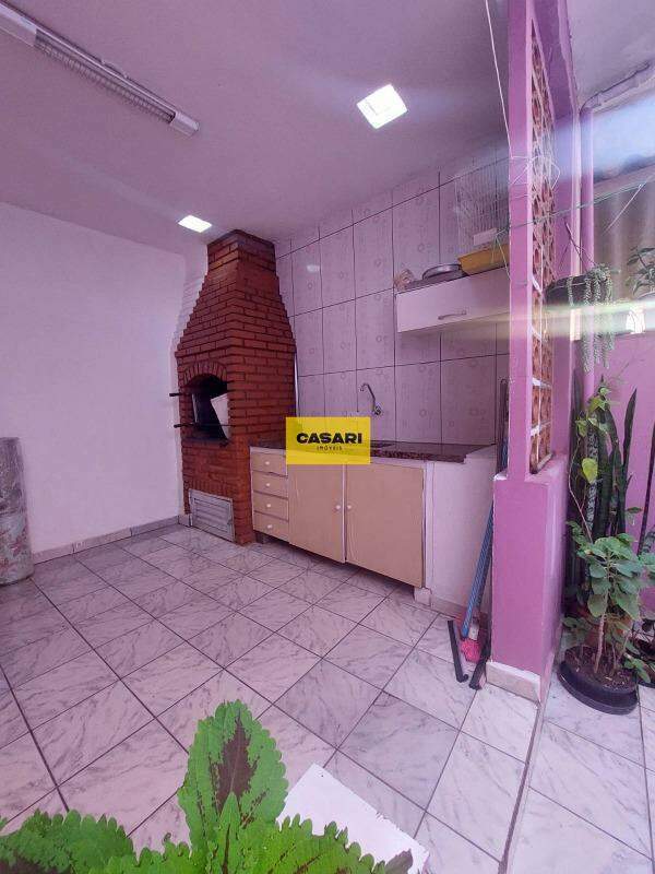 Casa para à venda no bairro Santa Terezinha, São Bernardo do Campo - Casari Imóveis: 