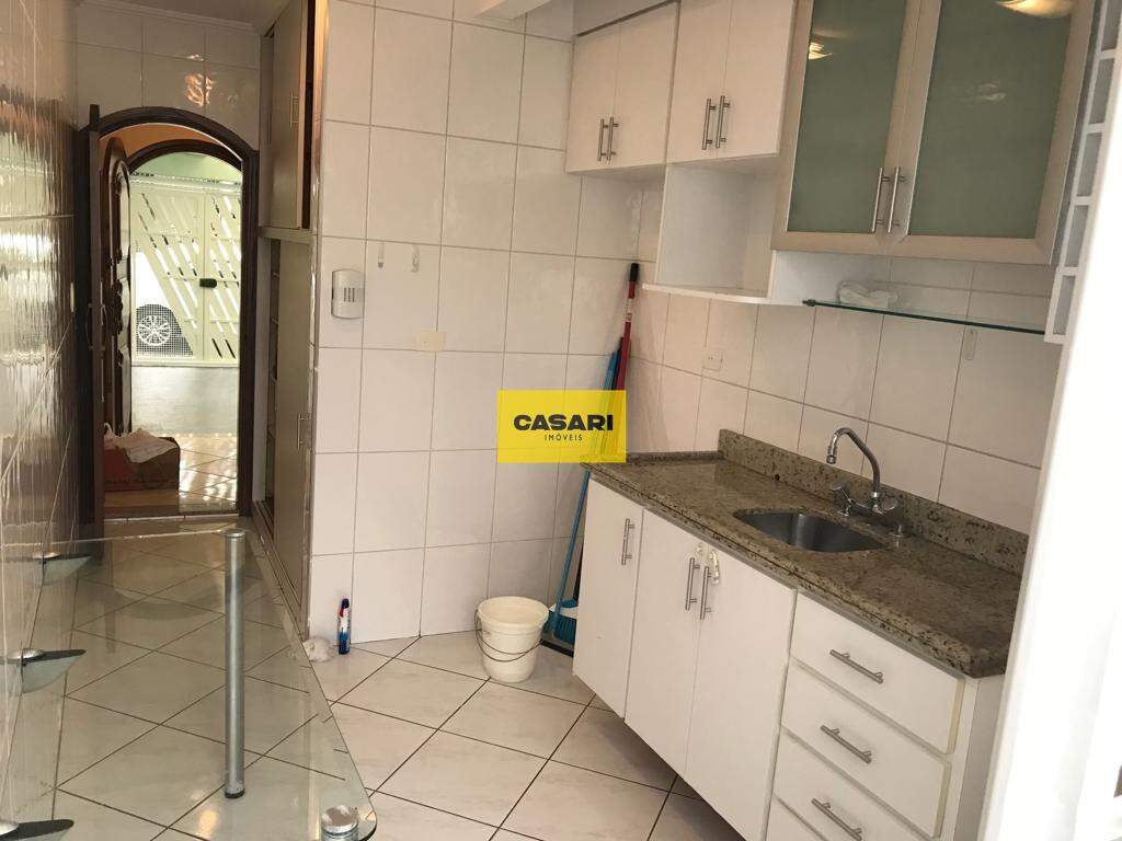 Casa para à venda no bairro Jardim Hollywood, São Bernardo do Campo - Casari Imóveis: 
