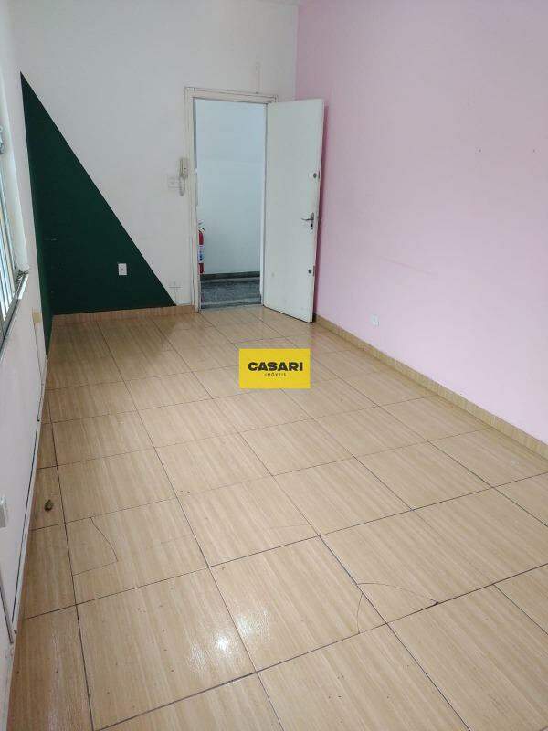 Sala para para aluguel no bairro Rudge Ramos, São Bernardo do Campo - Casari Imóveis: 