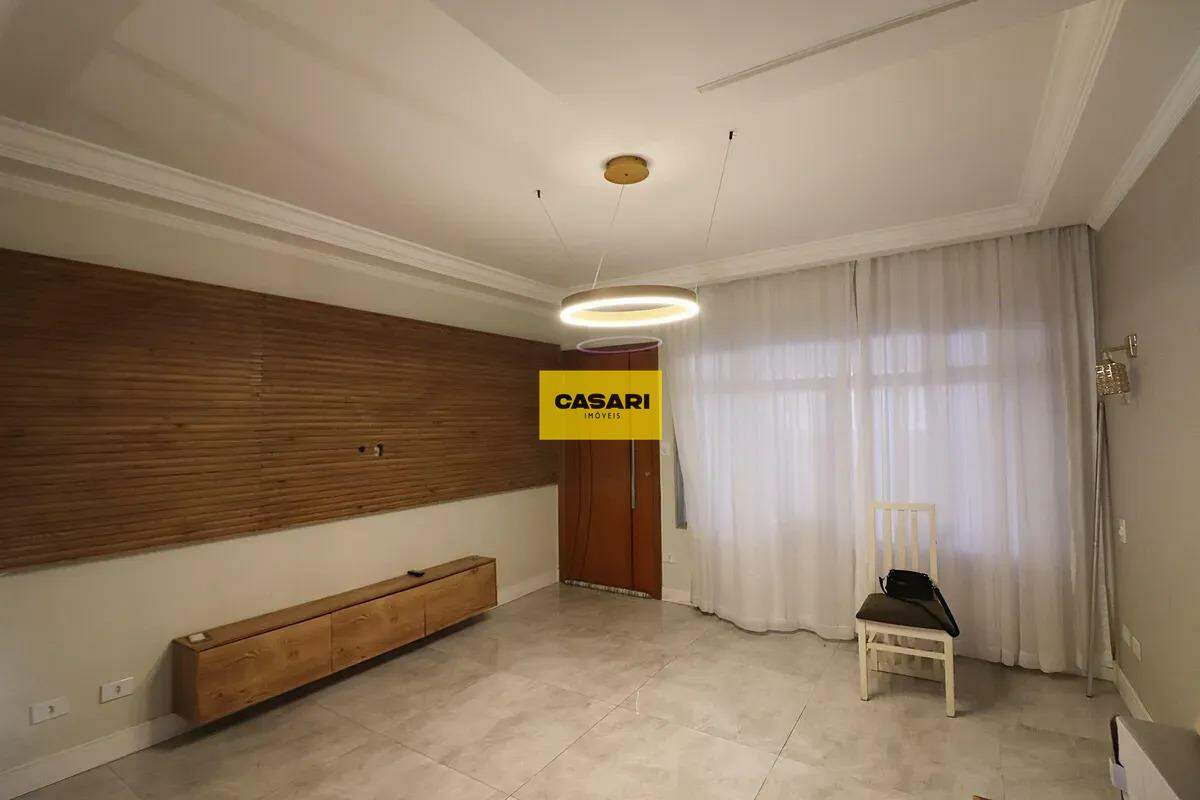 Casa para à venda no bairro Rudge Ramos, São Bernardo do Campo - Casari Imóveis: 