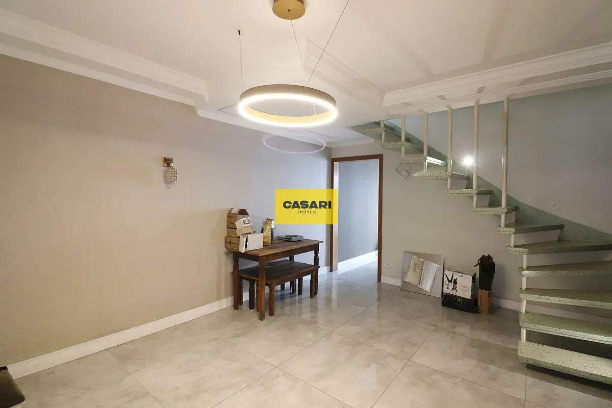 Casa para à venda no bairro Rudge Ramos, São Bernardo do Campo - Casari Imóveis: 