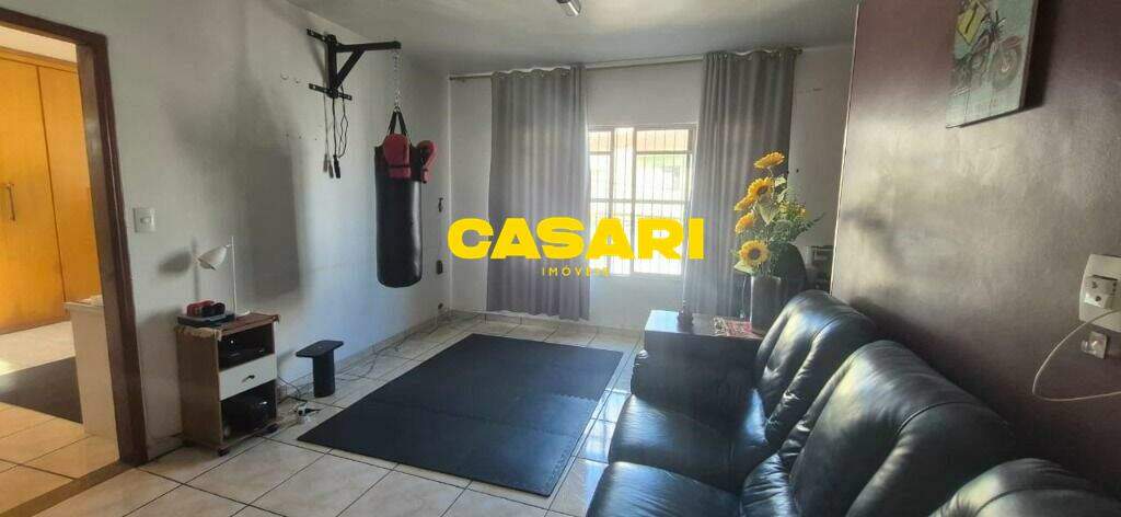 Casa para para aluguel no bairro Centro, São Bernardo do Campo - Casari Imóveis: 