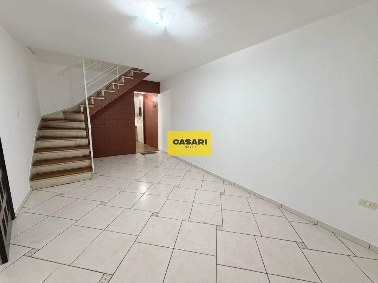 Sobrado para à venda no bairro Jordanópolis, São Bernardo do Campo - Casari Imóveis: 